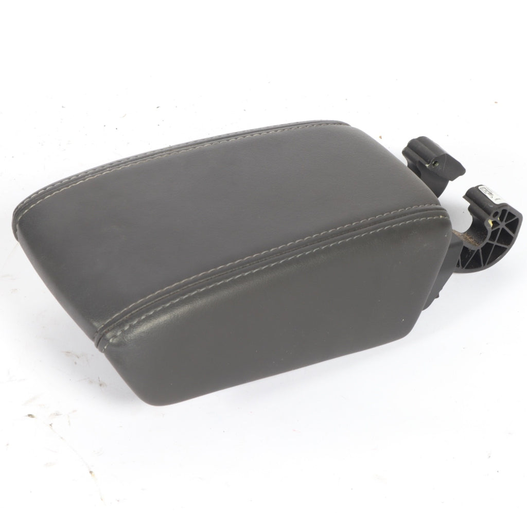 2016-2019 Buick Cascada Front Center Console Armrest Lid Leather OEM