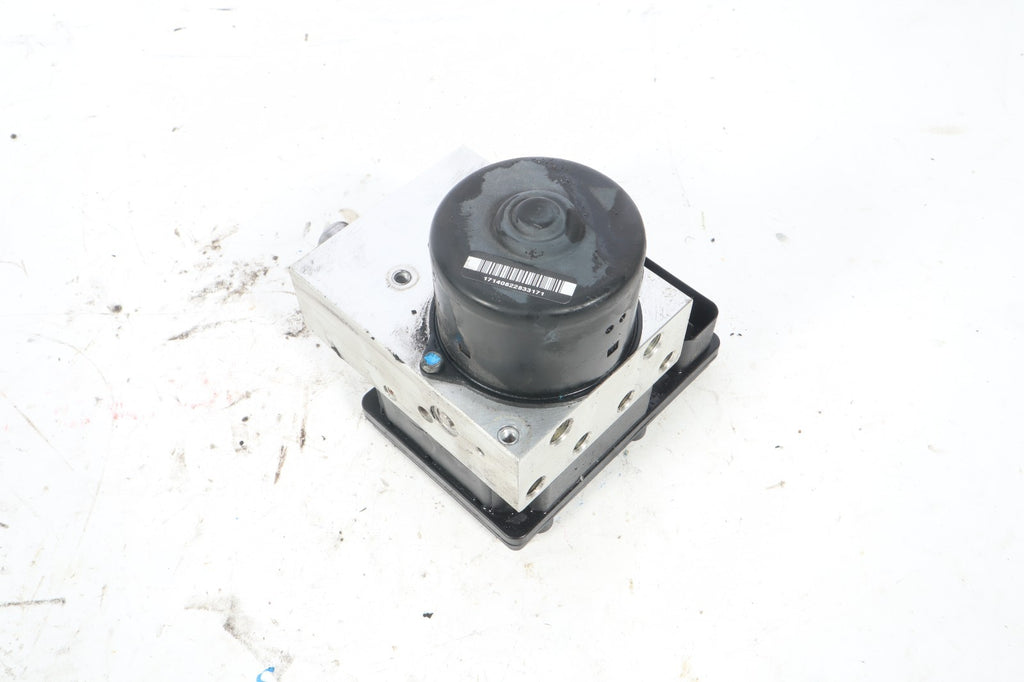2004-2012 NISSAN TITAN 4WD ABS ANTI-LOCK BRAKE PUMP MODULE 47660-ZR20B OEM
