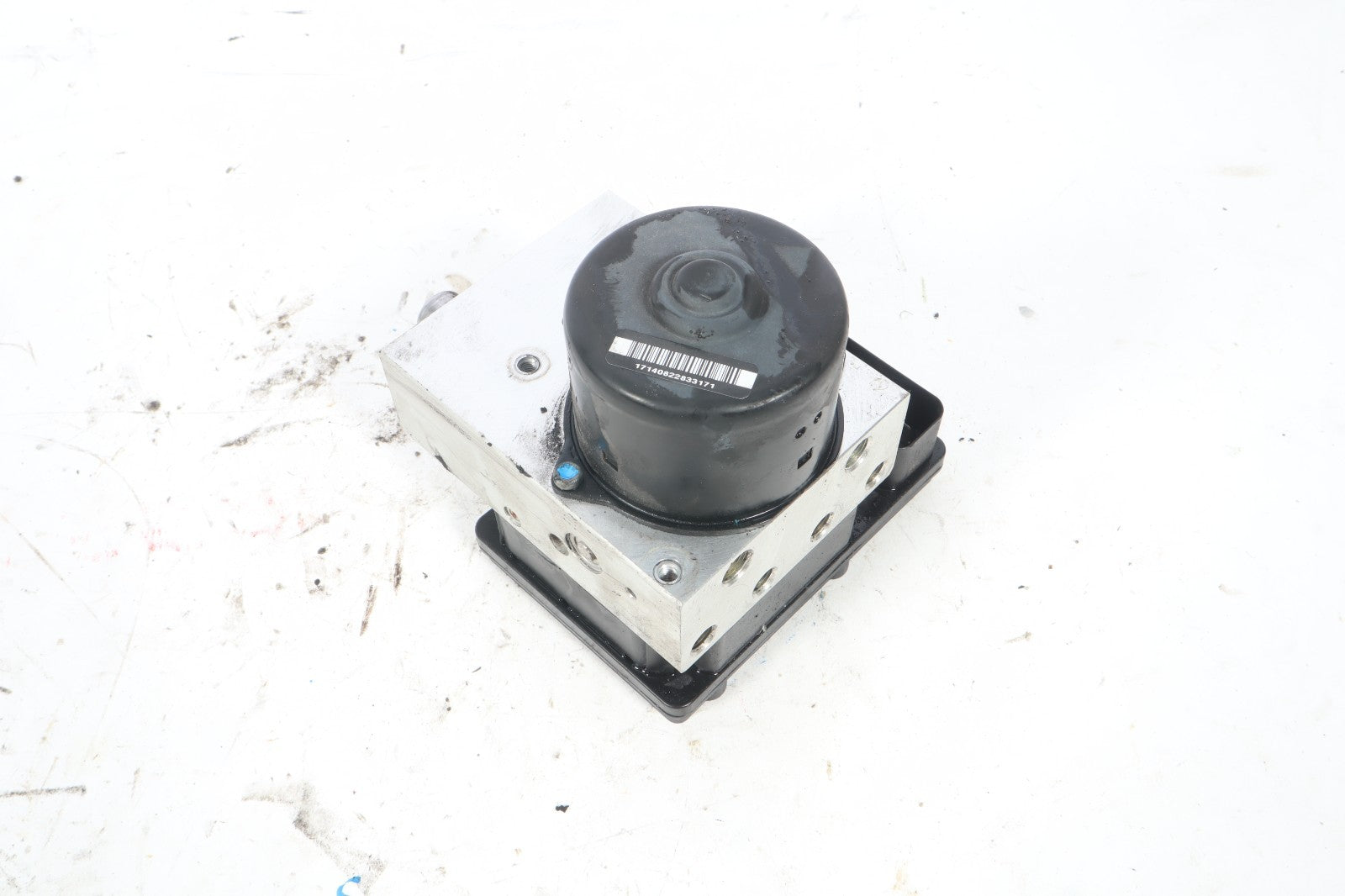 2004-2012 NISSAN TITAN 4WD ABS ANTI-LOCK BRAKE PUMP MODULE 47660-ZR20B OEM