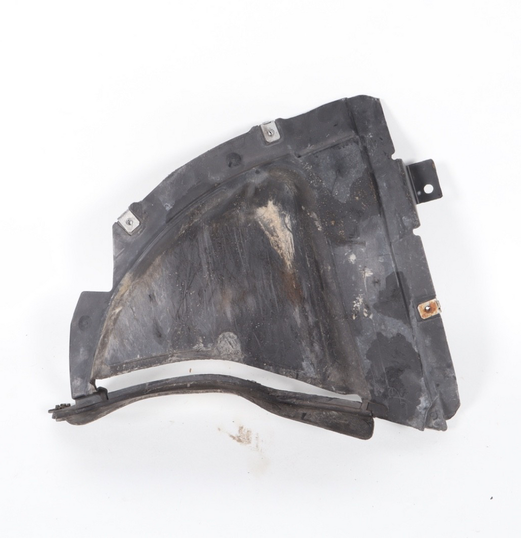 2012-2018 BMW 650i 640i  F12 FRONT RIGHT LOWER FENDER LINER EXTENSION OEM