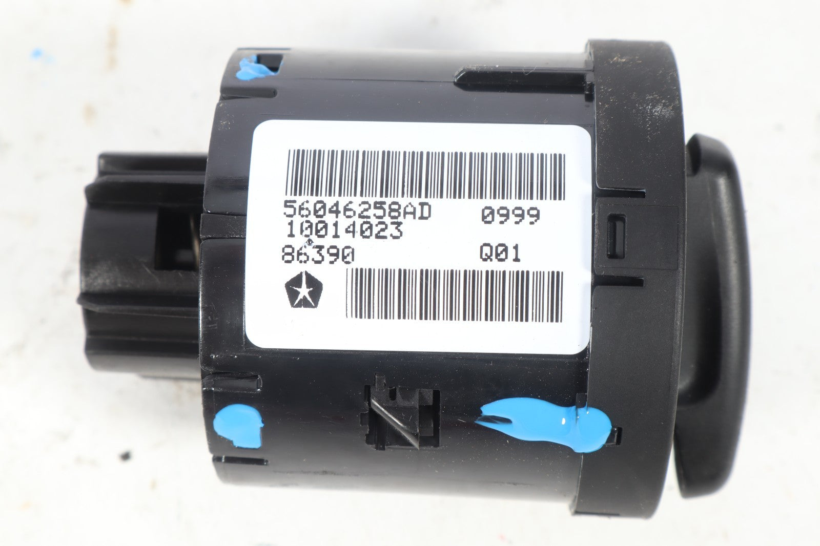 2011-2020 DODGE GRAND CARAVAN HEADLIGHT SWITCH ASSEMBLY W/FOG LAMPS 56046258AD