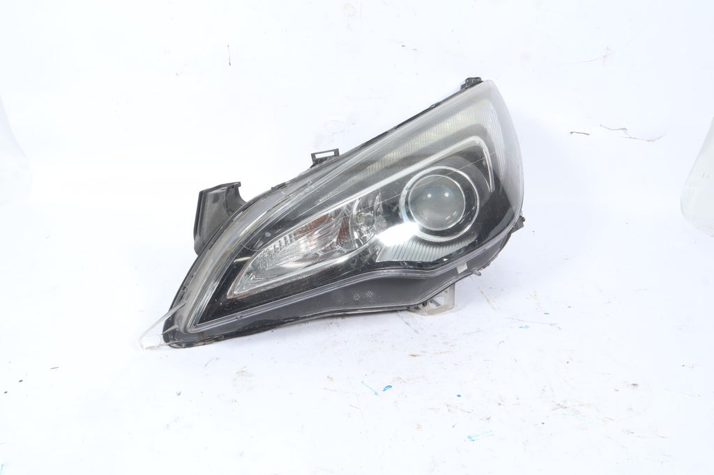 2016-2019 BUICK CASCADA FRONT LEFT XENON HEADLIGHT RH OEM 39059578