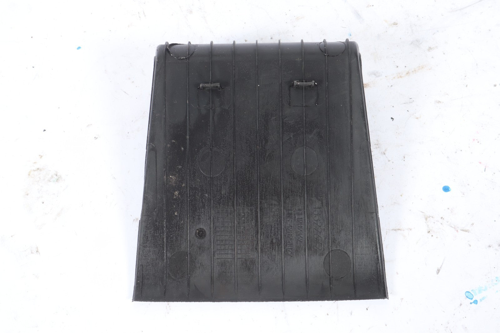 2016–2019 BUICK CASCADA CENTER CONSOLE RUBBER MAT TRIM OEM 13322672