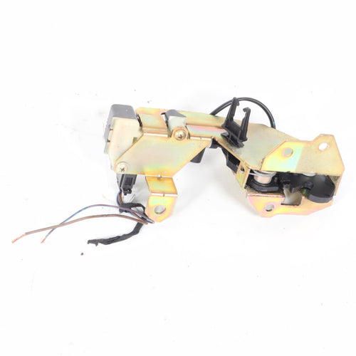 2003-2010 Porsche Cayenne Liftgate Glass Latch 7L0827506D OEM Used