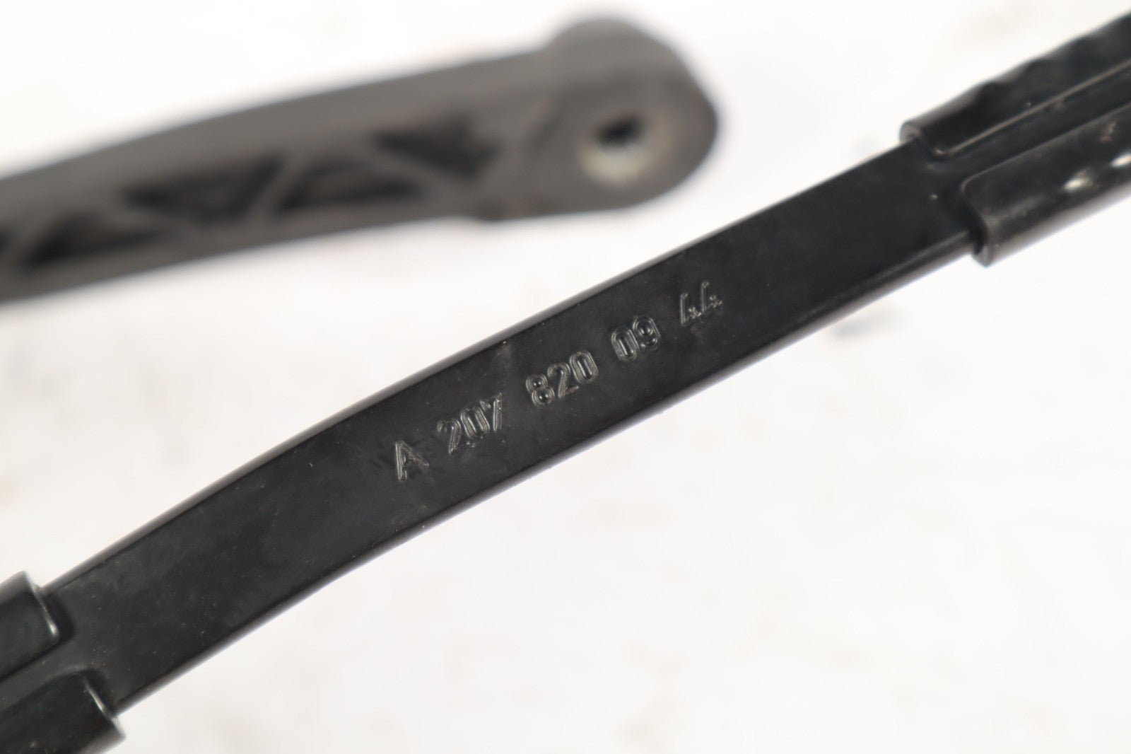 2012-2017 OEM Mercedes C207 E350 Left Right Wiper Arm Set Windshield Cleaner OEM