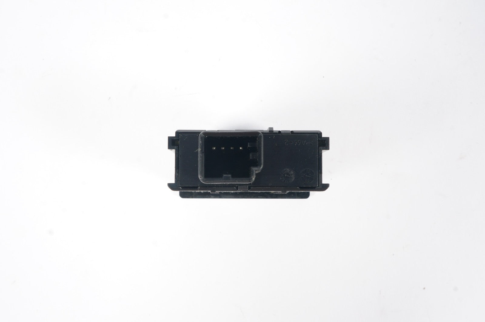 2017-23 ALFA ROMEO STELVIO CENTER CONSOLE DUAL USB ADAPTER PORT