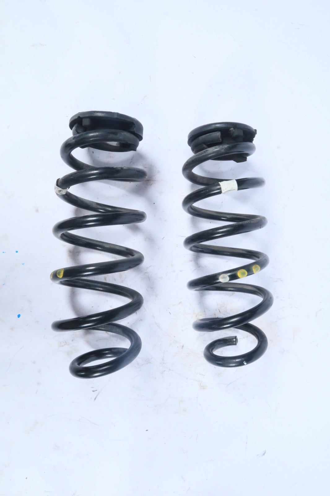 2018 - 2025 ALFA ROMEO STELVIO REAR LEFT & RIGHT SUSPENSION COIL SPRING SET OEM