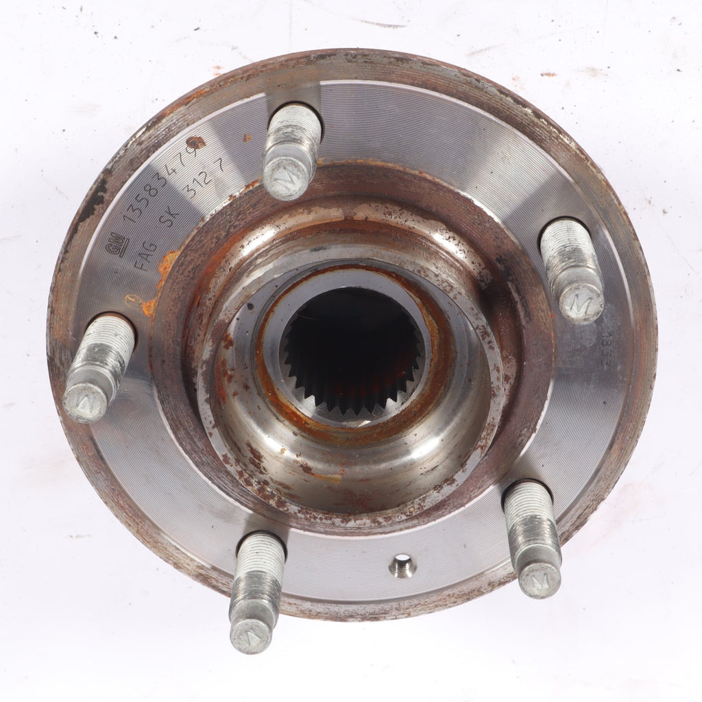 2016-2019 BUICK CASCADA REAR HUB LEFT OR RIGHT OEM