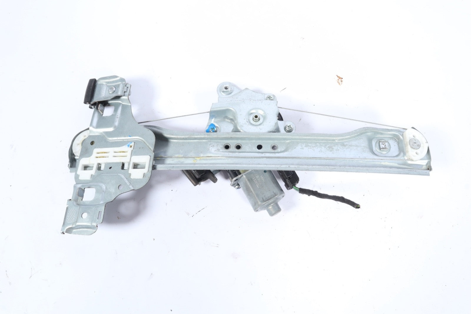 2012-2020 CHEVROLET SONIC REAR RIGHT SIDE WINDOW MANUAL REGULATOR OEM