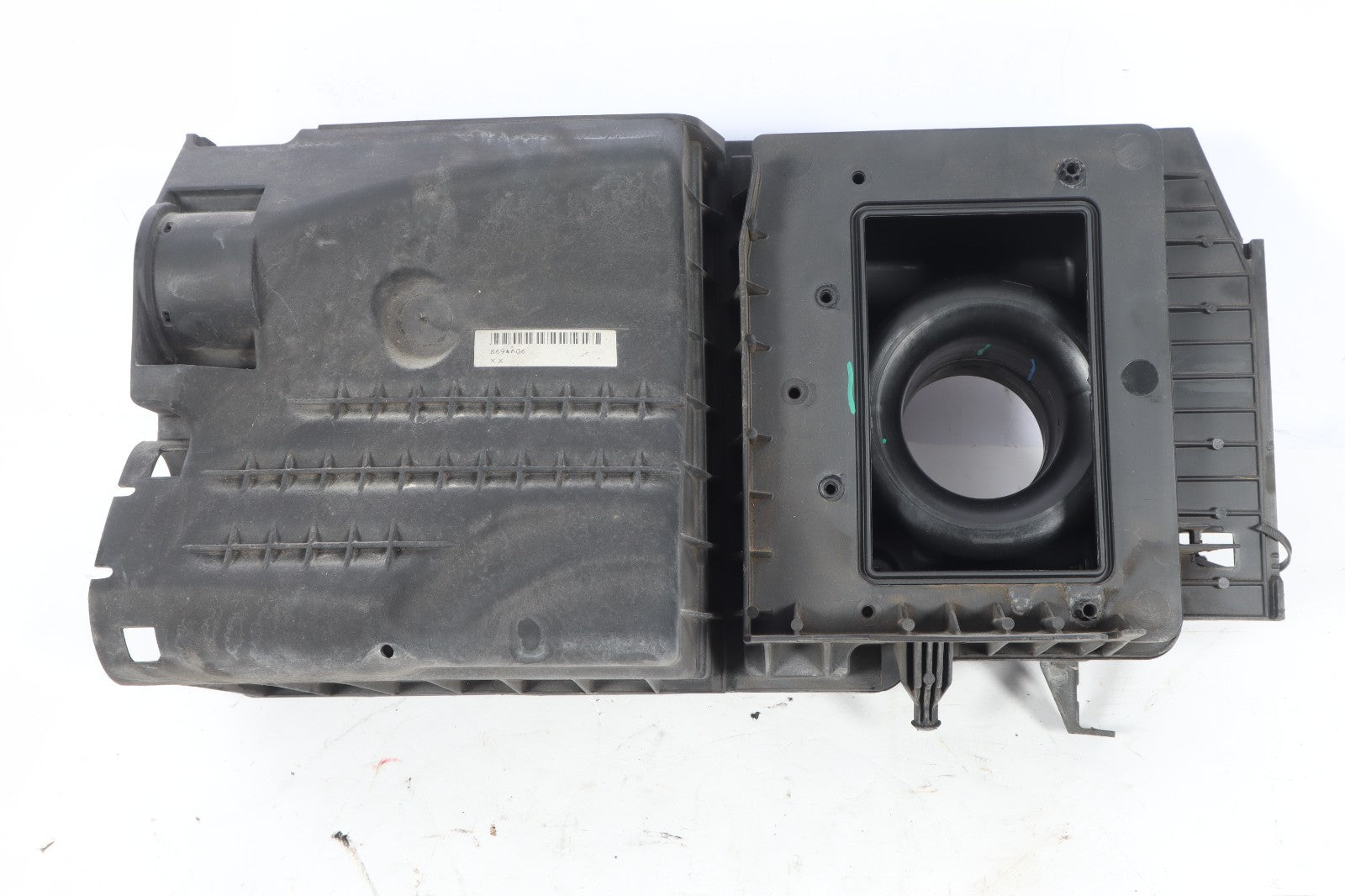 2007-2013 VOLVO C70 2.5L TURBO ENGINE AIR CLEANER BOX AIR FLOW METER B5254T7 OEM
