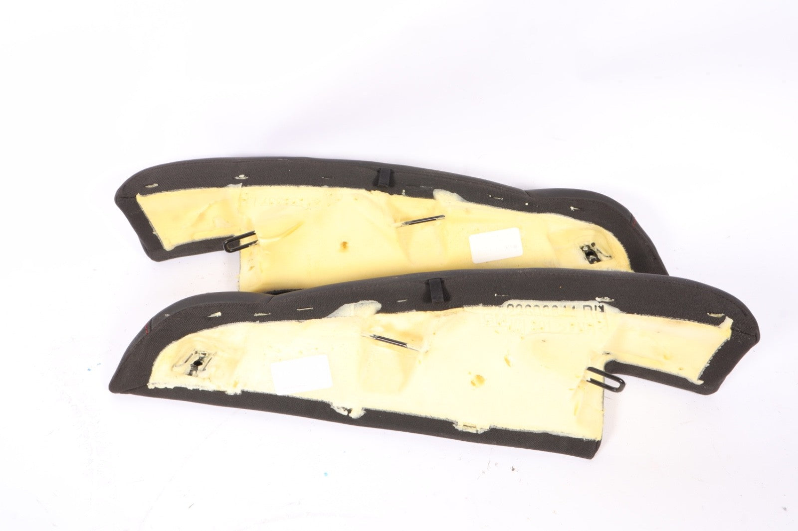2016–2019 Buick Cascada Right Rear Seat Back Side Bolster Pad OEM 39064349