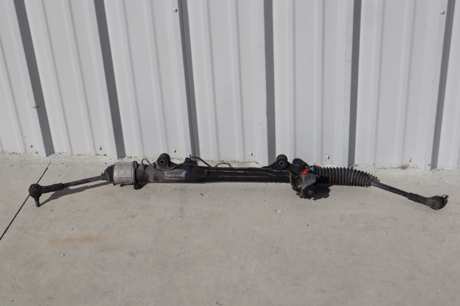 03-06 PORSCHE CAYENNE 3.2L AWD POWER GEAR BOX STEERING RACK WITH PINION OEM