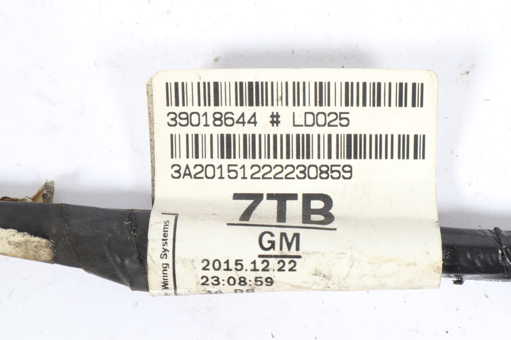 2016–2019 BUICK CASCADA REAR BUMPER PARK SENSOR WIRE HARNESS OEM 39018644