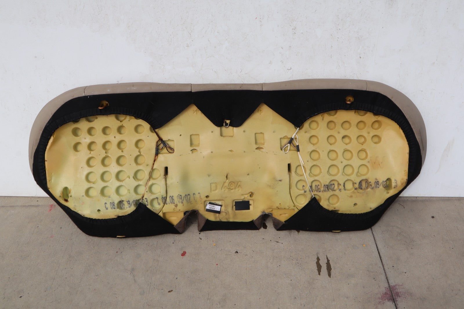 2010 - 2016 Mercedes-Benz E350 W212 Rear Seat Lower Bottom Cushion Pad OEM