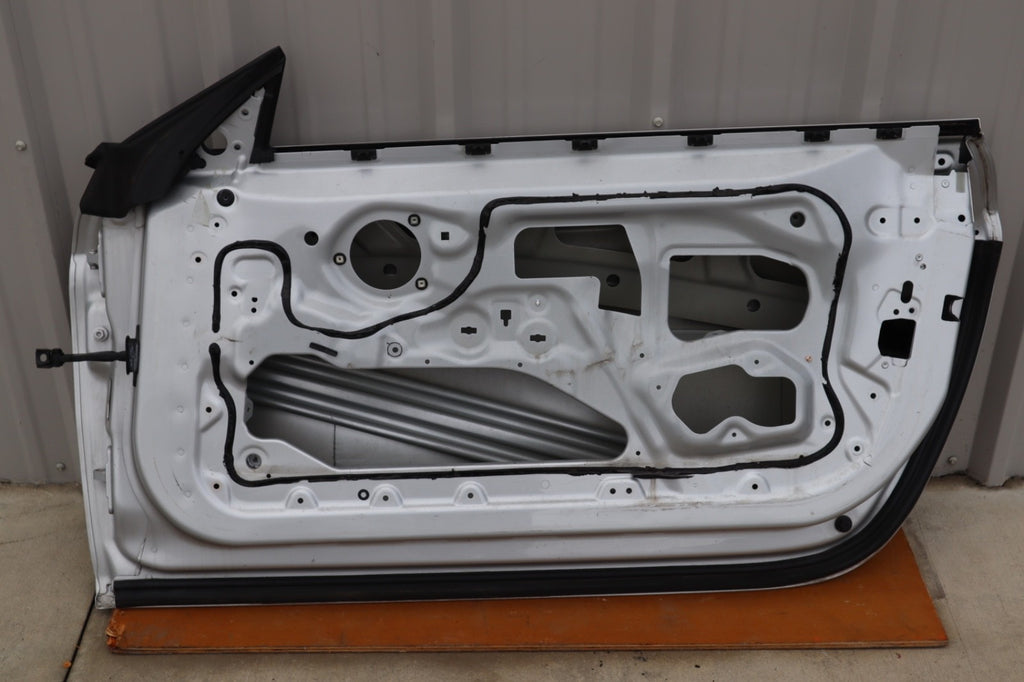 2012-2018 BMW 640i 650i M6 Right Front Door Shell Silver 41517294992 OEM