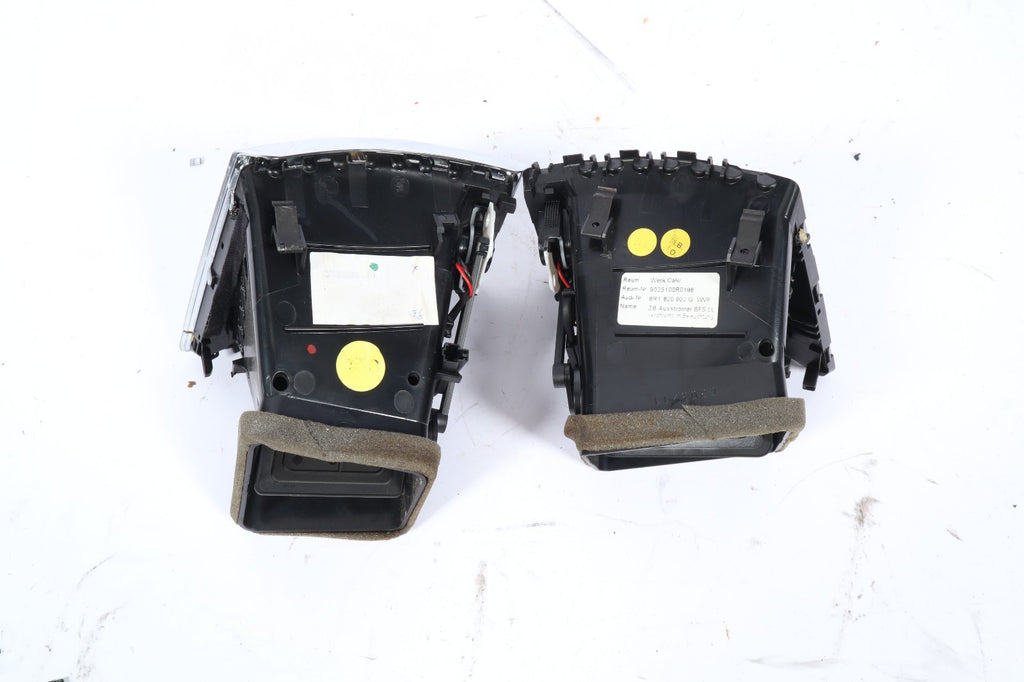 2009-2017 AUDI Q5 DASH AIR VENT SET LEFT RIGHT OEM 8R1820901 8R1820902