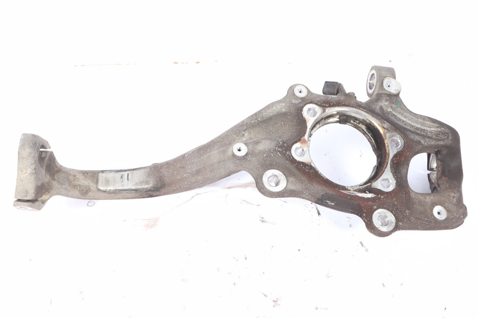 2009-2016 AUDI Q5  FRONT RIGHT SPINDLE KNUCKLE OEM R8K0407258G