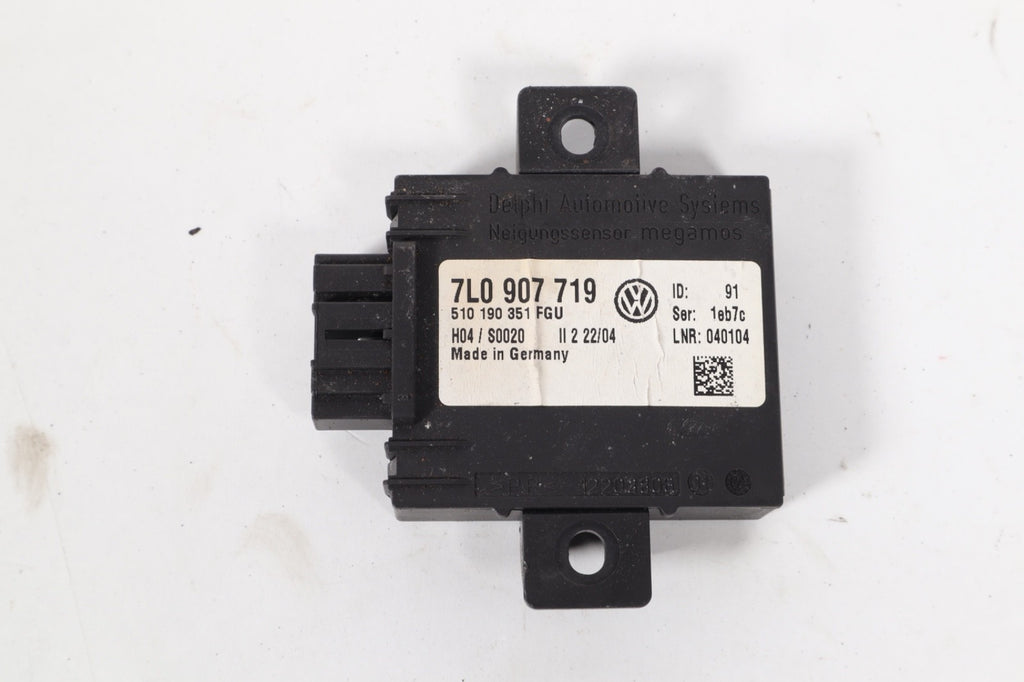 2003-2006 PORSCHE CAYENNE ANTI THEFT LOCKING MODULE IMMOBILIZEER 7L0907719 OEM