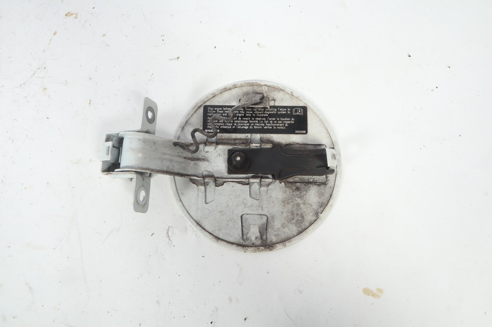 2006 - 2013 VOLVO C70 FUEL GAS TANK FILLER DOOR LID COVER ASSEMBLY OEM