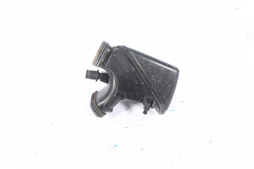 2016–2019 BUICK CASCADA AIR CLEANER INTAKE FILTER BOX DUCT HOSE OEM
