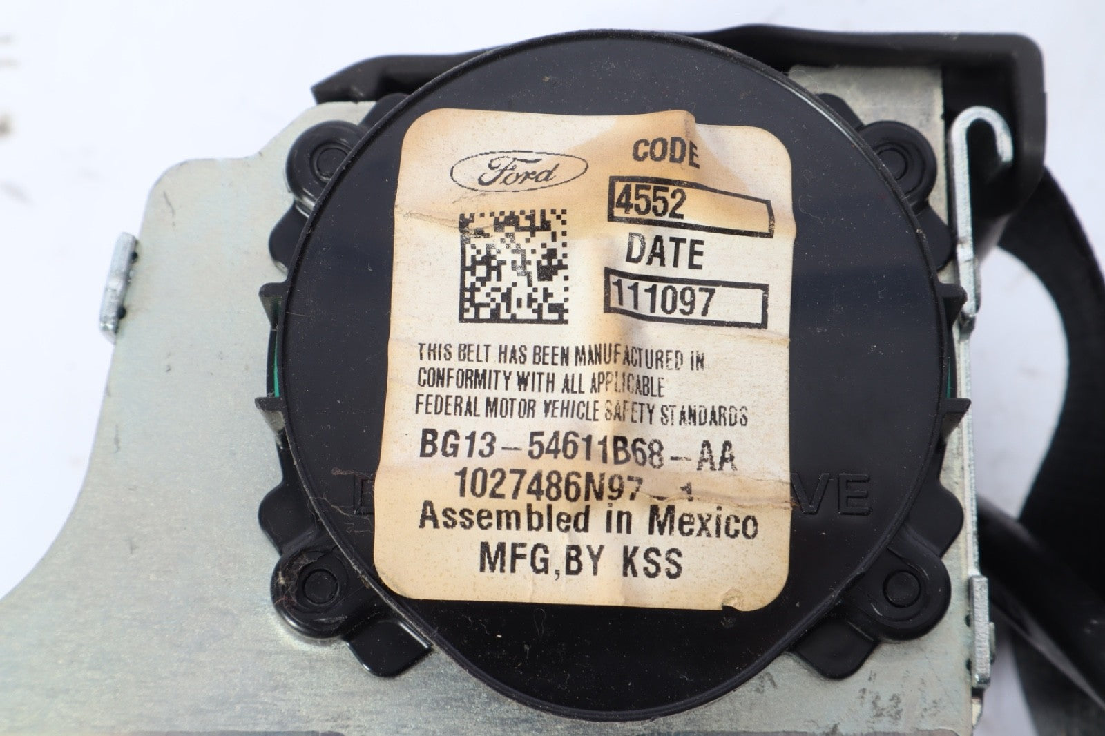 2010-2016 FORD TAURUS REAR LEFT AND RIGHT CENTER OEM