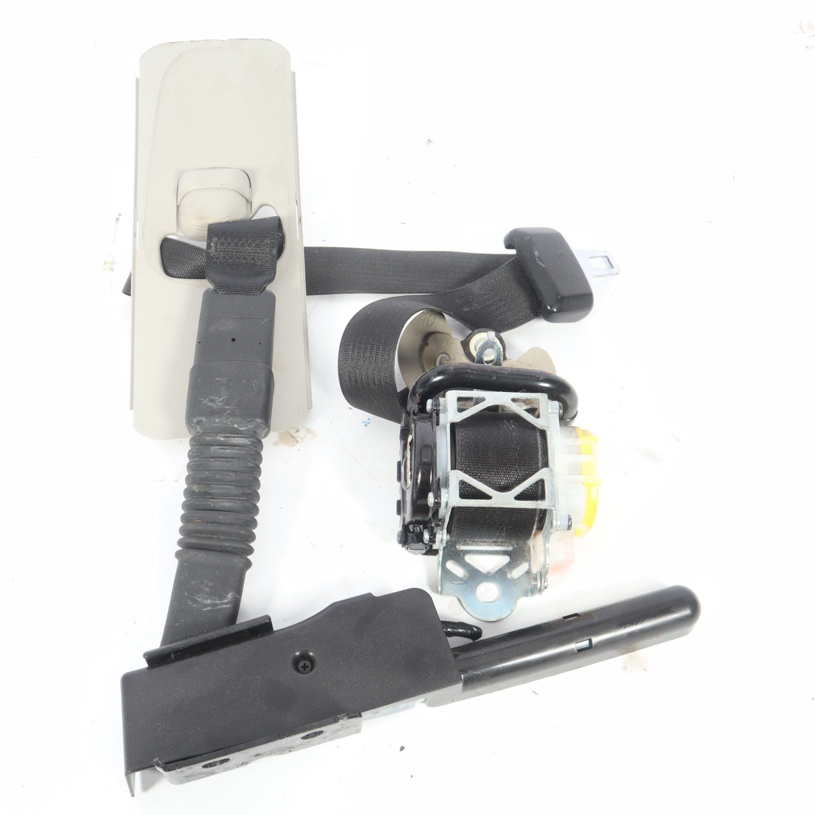 2014-2020 NISSAN PATHFINDER FRONT LEFT DRIVER SEAT BELT RETRACTOR OEM