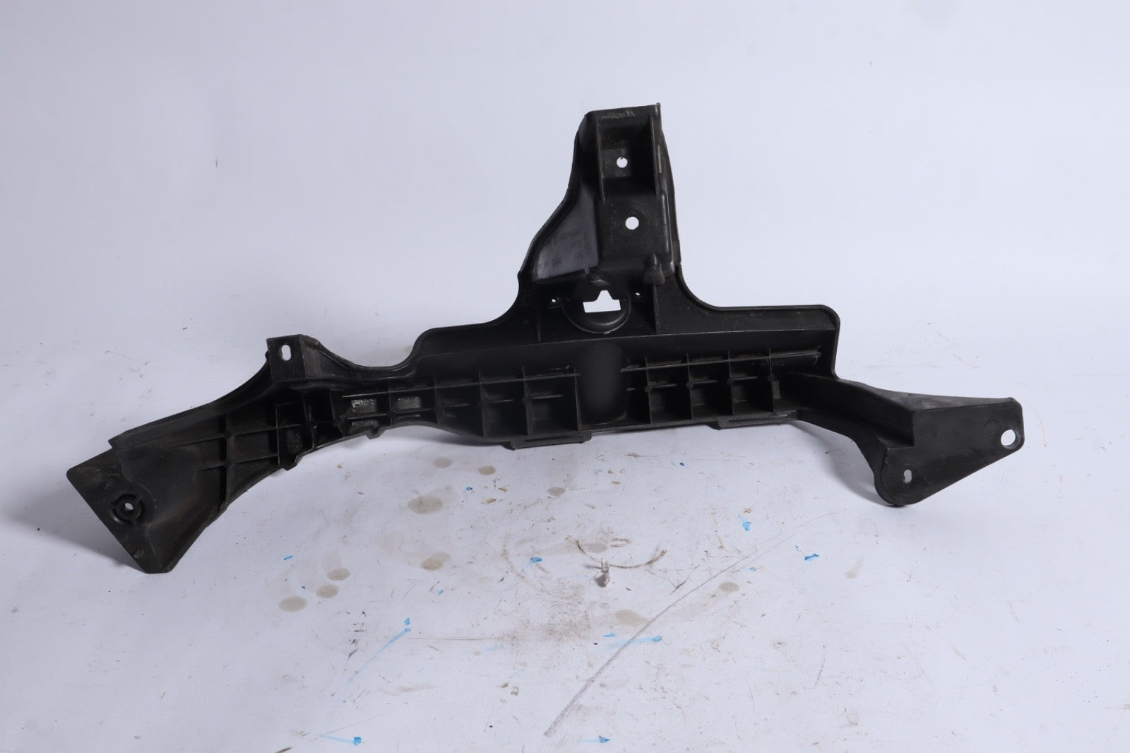 2004-2006 BMW X3 E83 LEFT DRIVER HEADLIGHT LAMP MOUNT BRACKET OEM