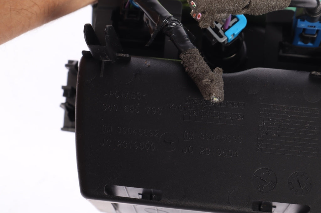 2016-2019 Buick Cascada Center Console Power Outlet USB AUX OEM