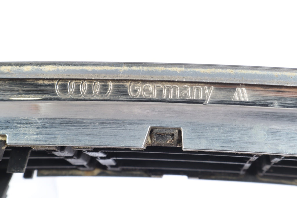 2003-2006 AUDI A4 CONVERTIBLE FRONT BUMPER CENTER GRILLE 8H0807647 OEM