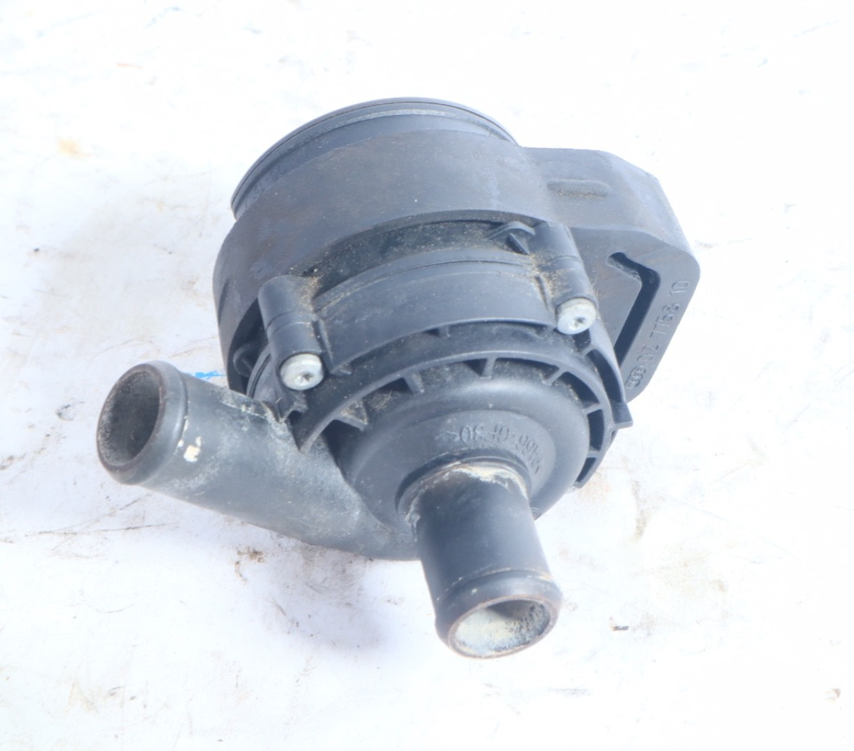 2010-2017 Mercedes W212 E350 E550 Engine Coolant Auxiliary Water Pump OEM