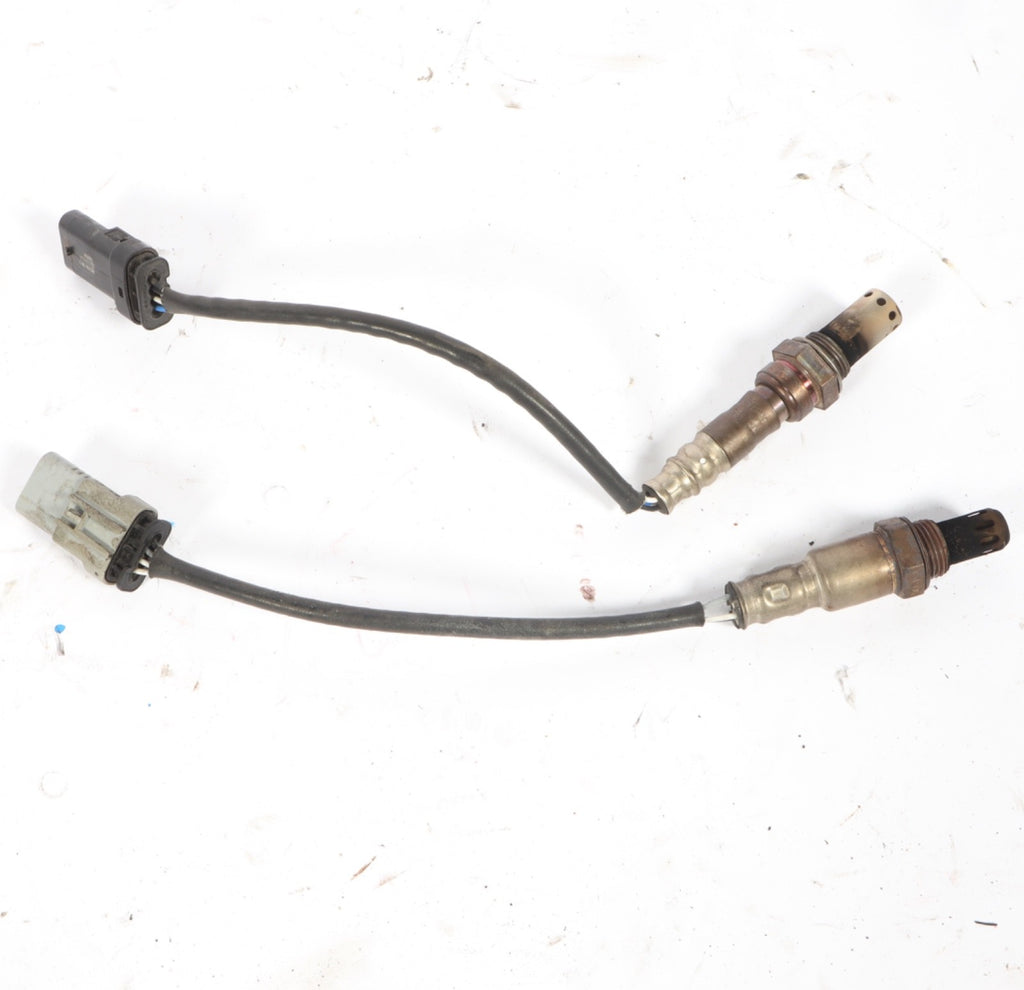 2016-2019 BUICK CASACADA EMISSION O2 SENSOR 55570074 OEM