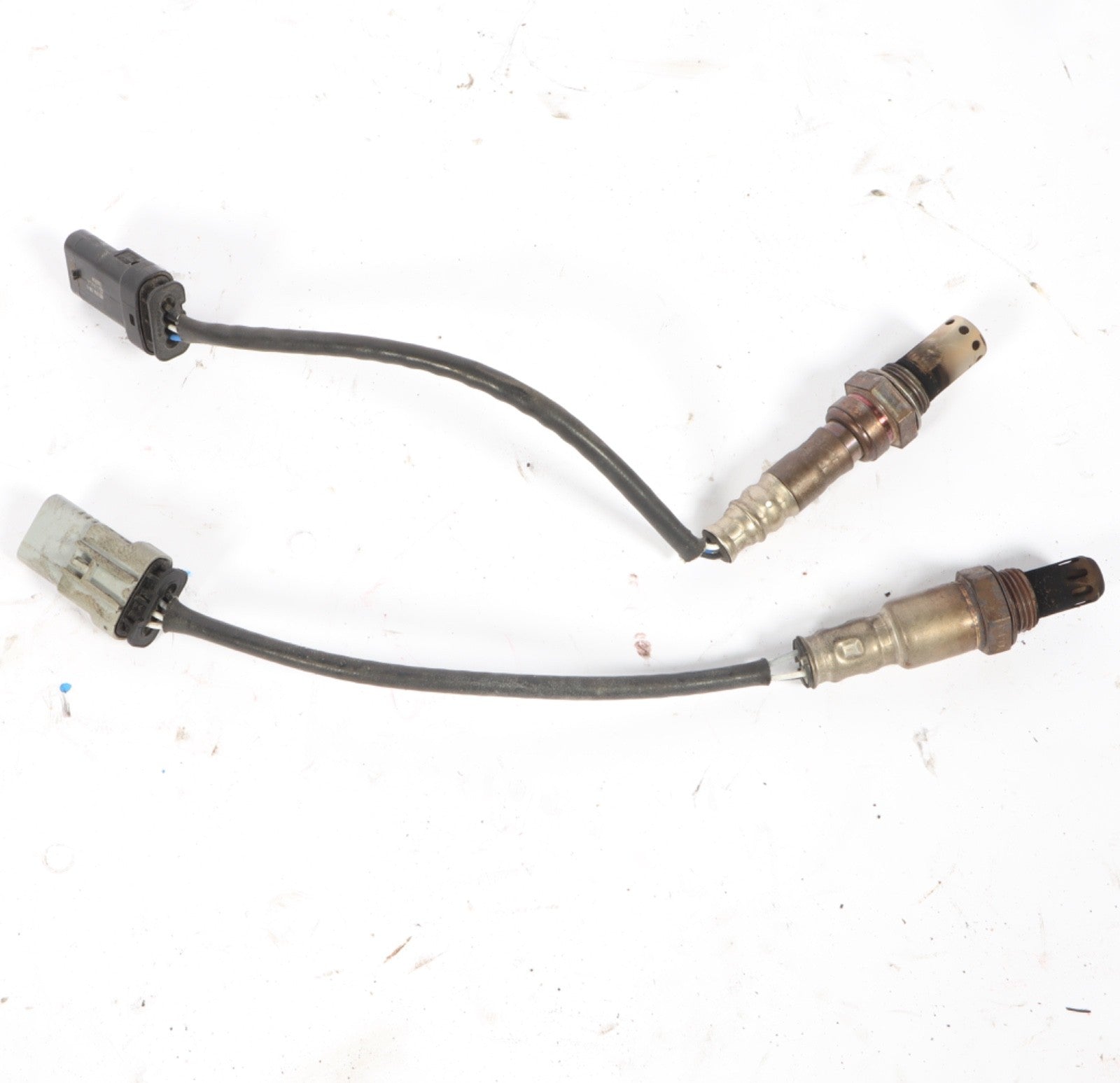 2016-2019 BUICK CASACADA EMISSION O2 SENSOR 55570074 OEM