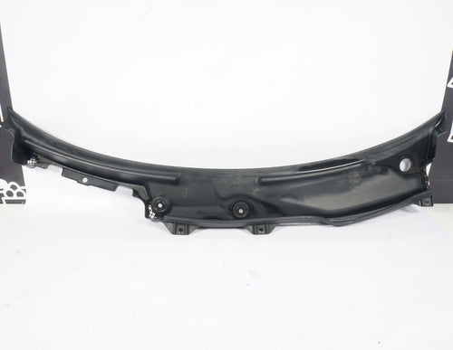 05-11 Mercedes Slk350 SLK280 Cowl Vent Panel Windshield Window 1718300013 Oem