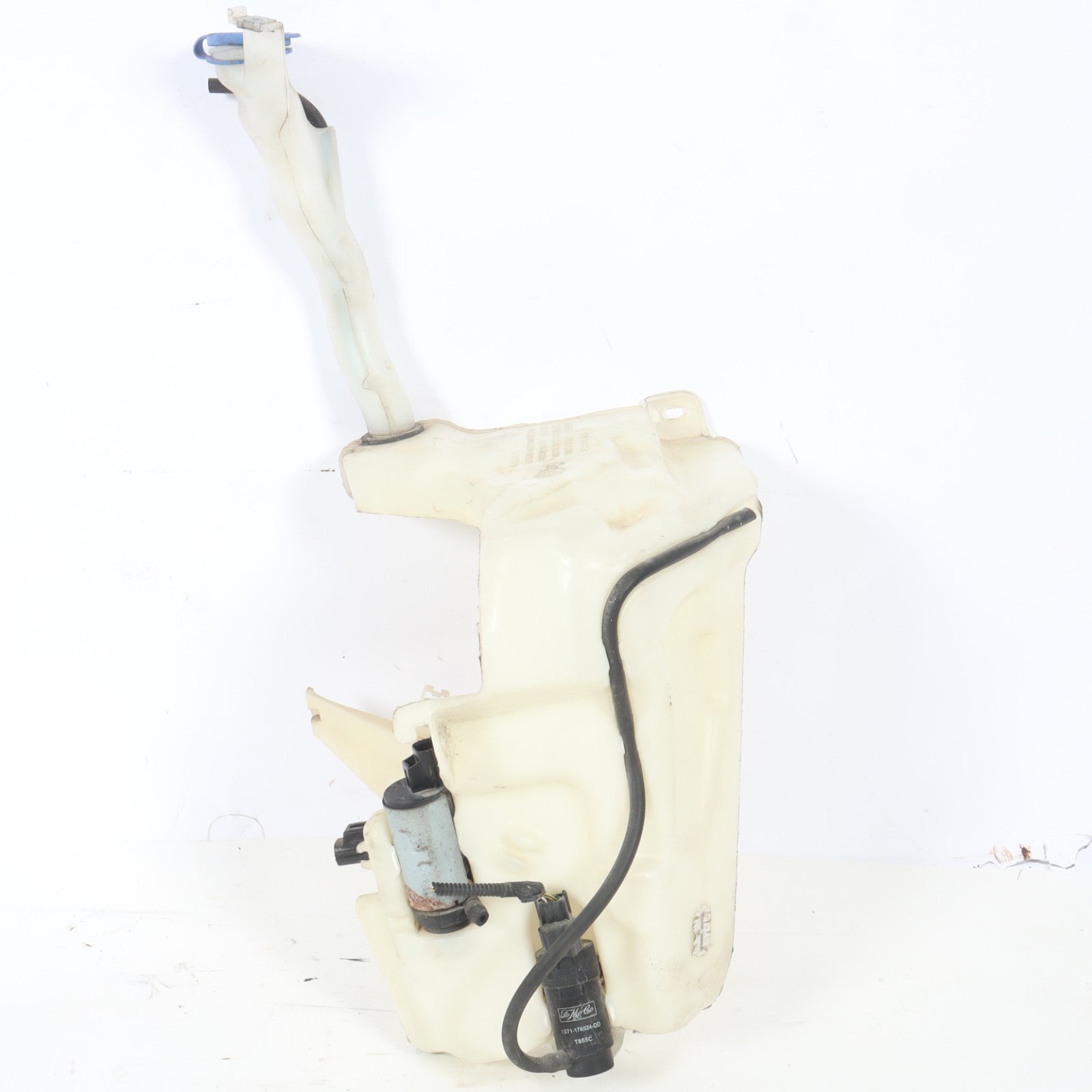 2011-2013 VOLVO C30 C70 WINDSHIELD WASHER FLUID RESERVOIR OEM