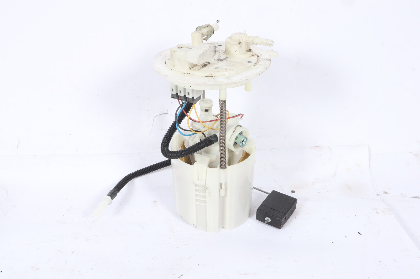 2013-2016 NISSAN PATHFINDER FUEL PUMP ASSEMBLY 3.5L CYLINDER OEM