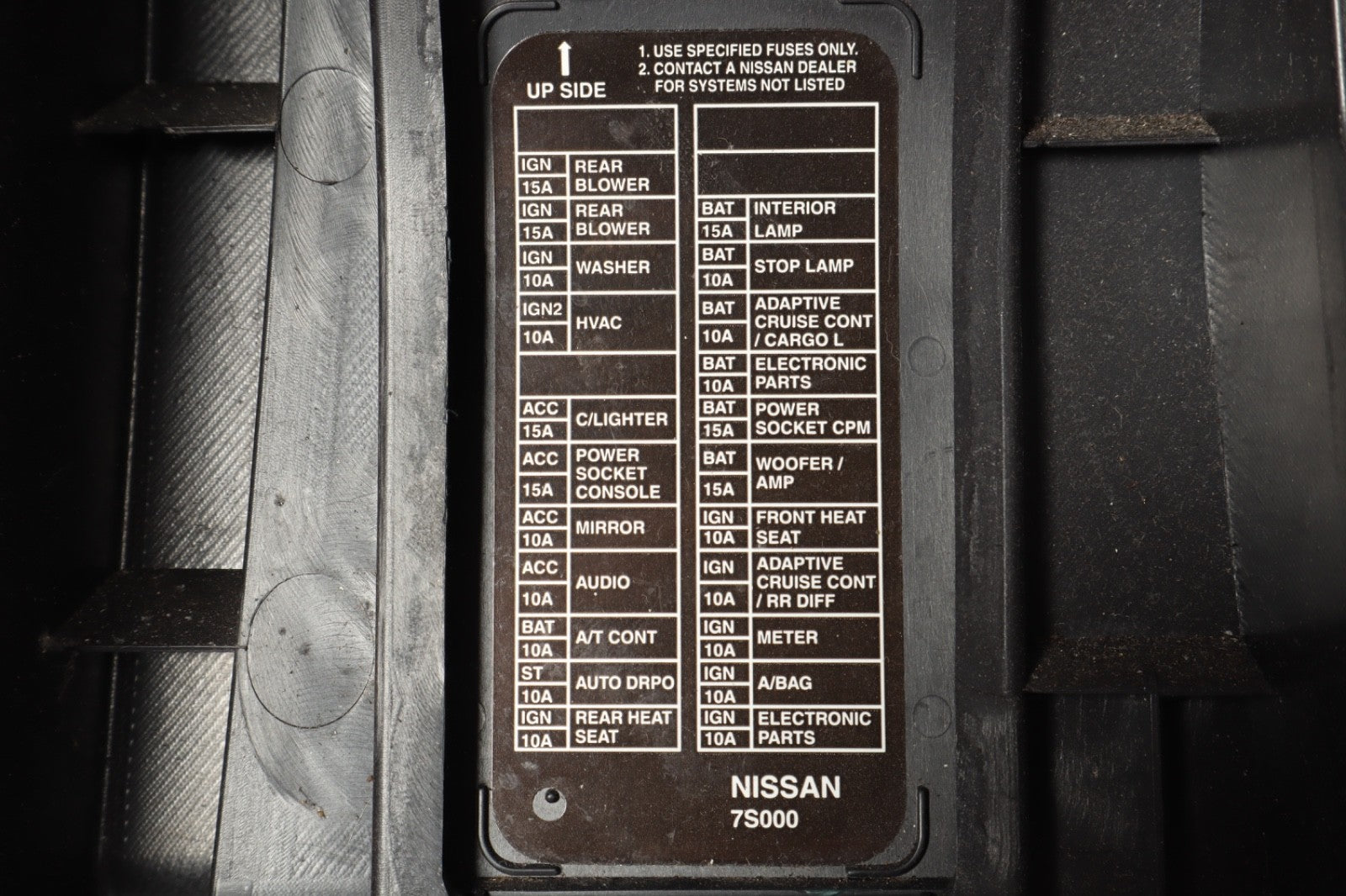 2007 Nissan Armada Glove Box Passenger Side OEM
