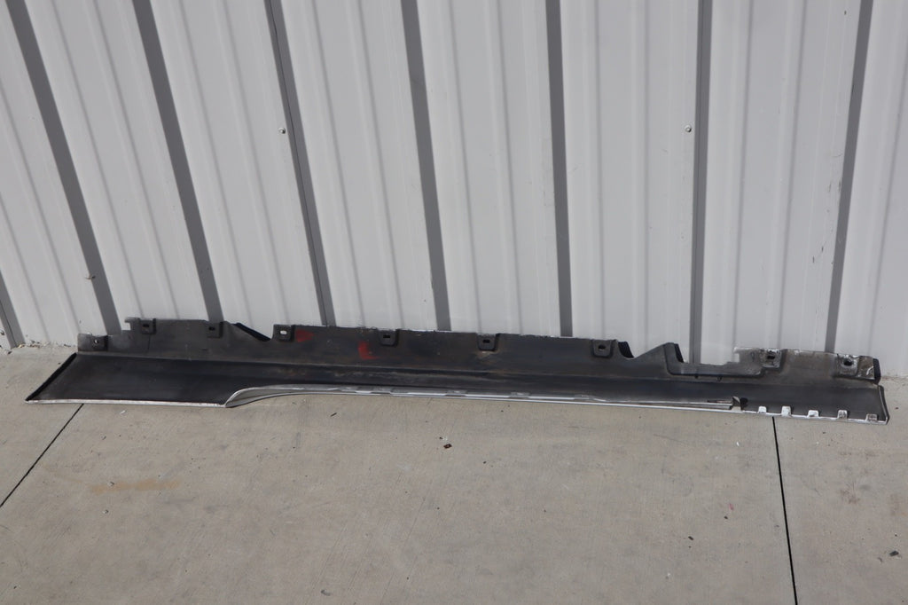 2012 - 2018 BMW 650i 640i Right Side Rocker Molding OEM