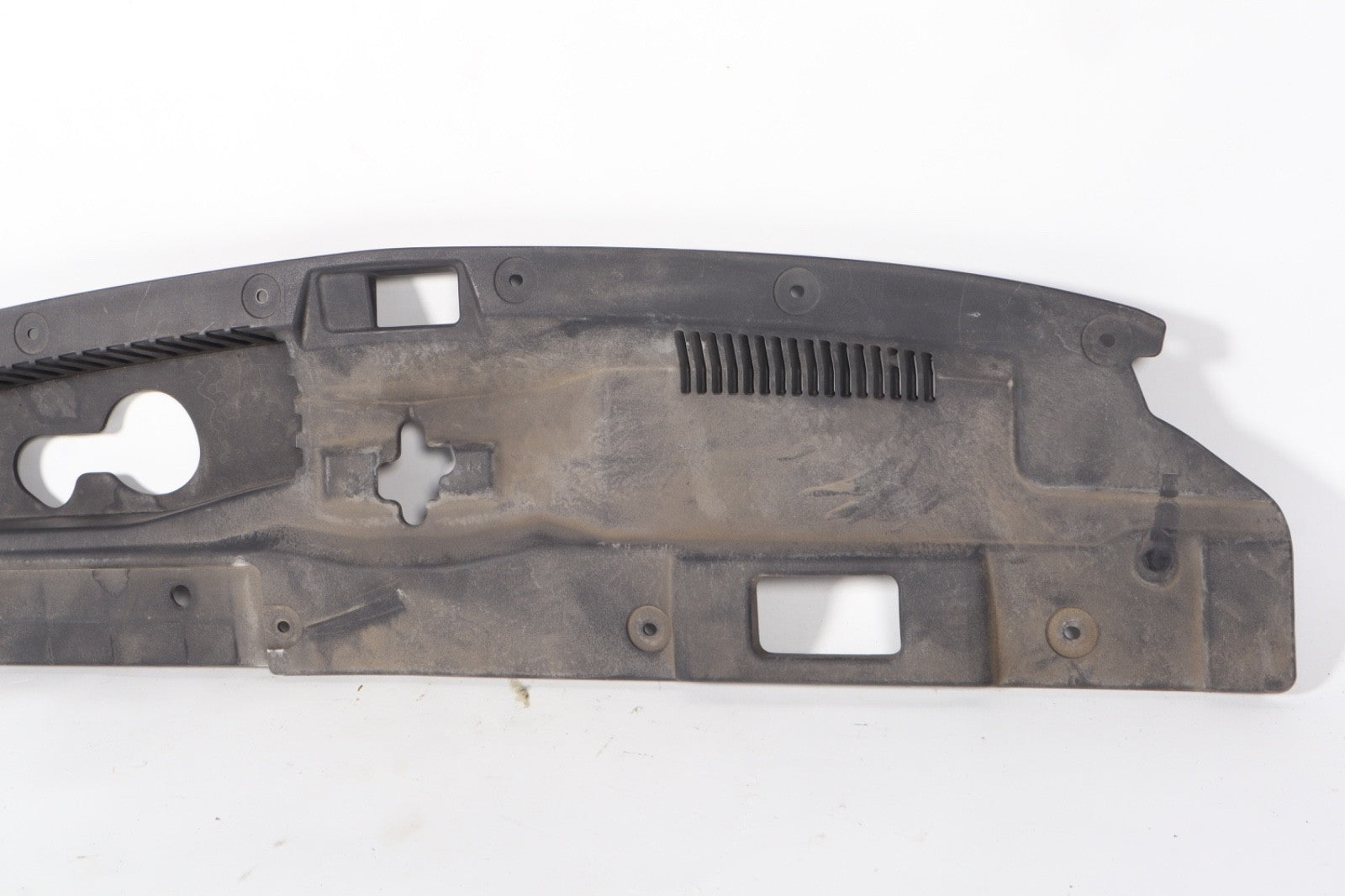 2014 - 2020 MITSUBISHI OUTLANDER FRONT RADIATOR UPPER COVER SHIELD OEM 7450A753