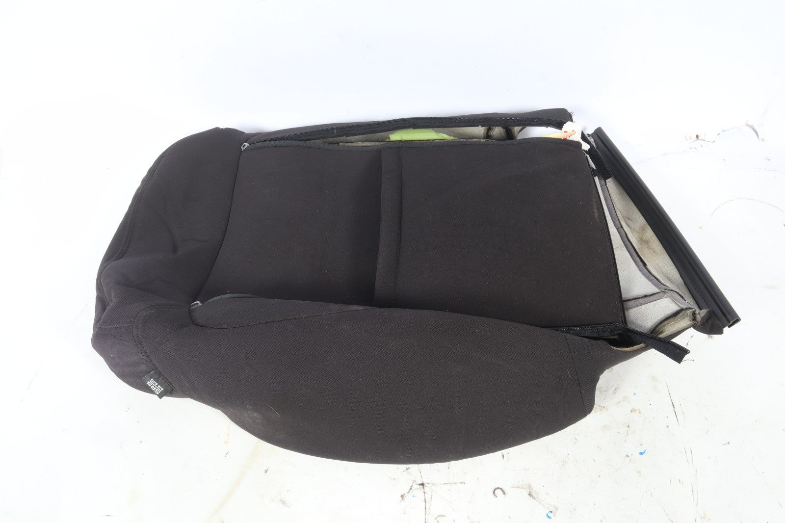 2011-2014 DODGE JOURNEY FRONT LEFT SEAT  BACKREST CUSHION OEM
