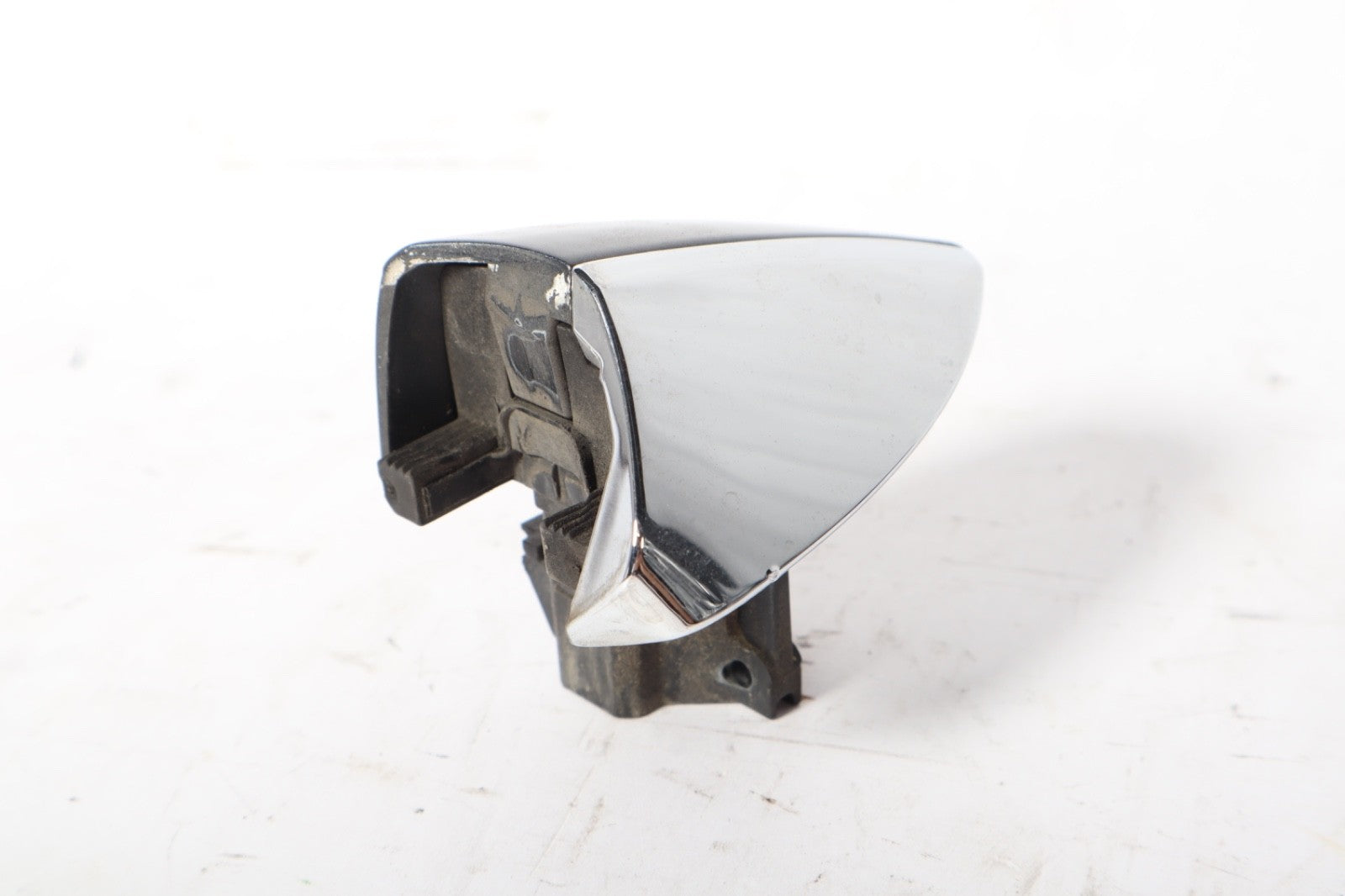 10-16 MERCEDES E350 E550 E63 W207 COUPE CONVERTIBLE RIGHT SIDE DOOR HANDLE OEM