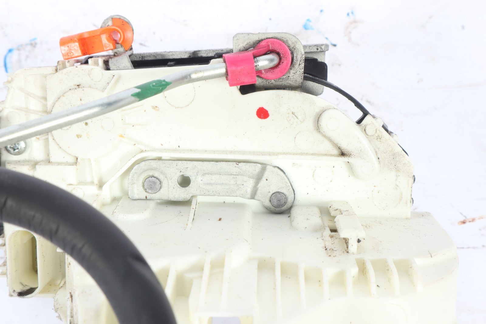 2010-202 DODGE CARAVAN FRONT LEFT DRIVER DOOR LOCK LATCH ACTUATOR P04589693AE