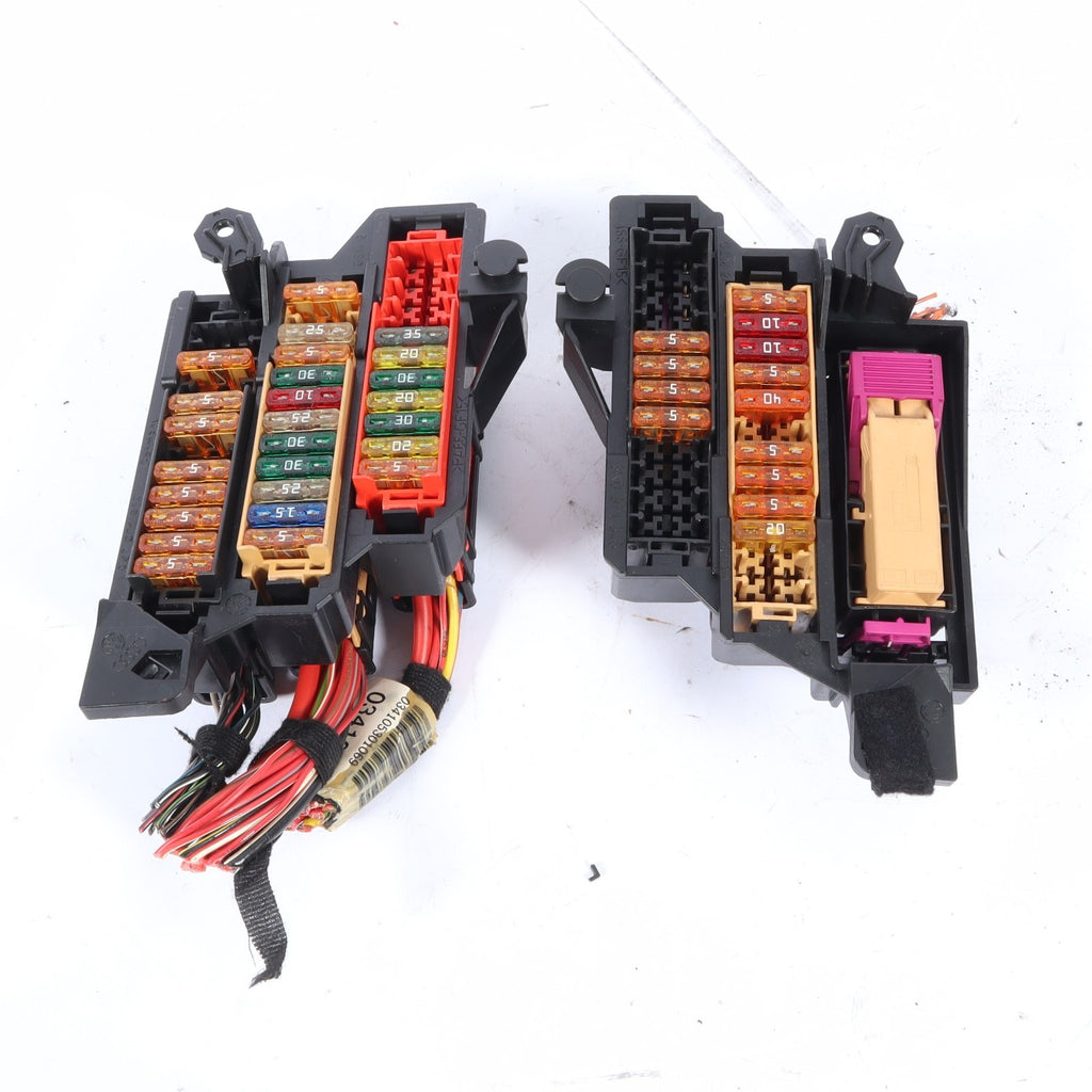 2009-2017 AUDI Q5 FUSE FUSSES BOX OEM