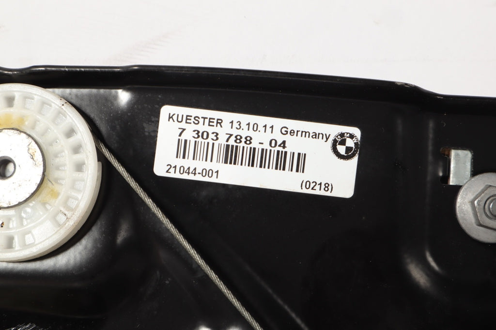 12-18 BMW 650I REAR RIGHT SIDE QUARTER WINDOW REGULATOR w/motor  730378804 OEM