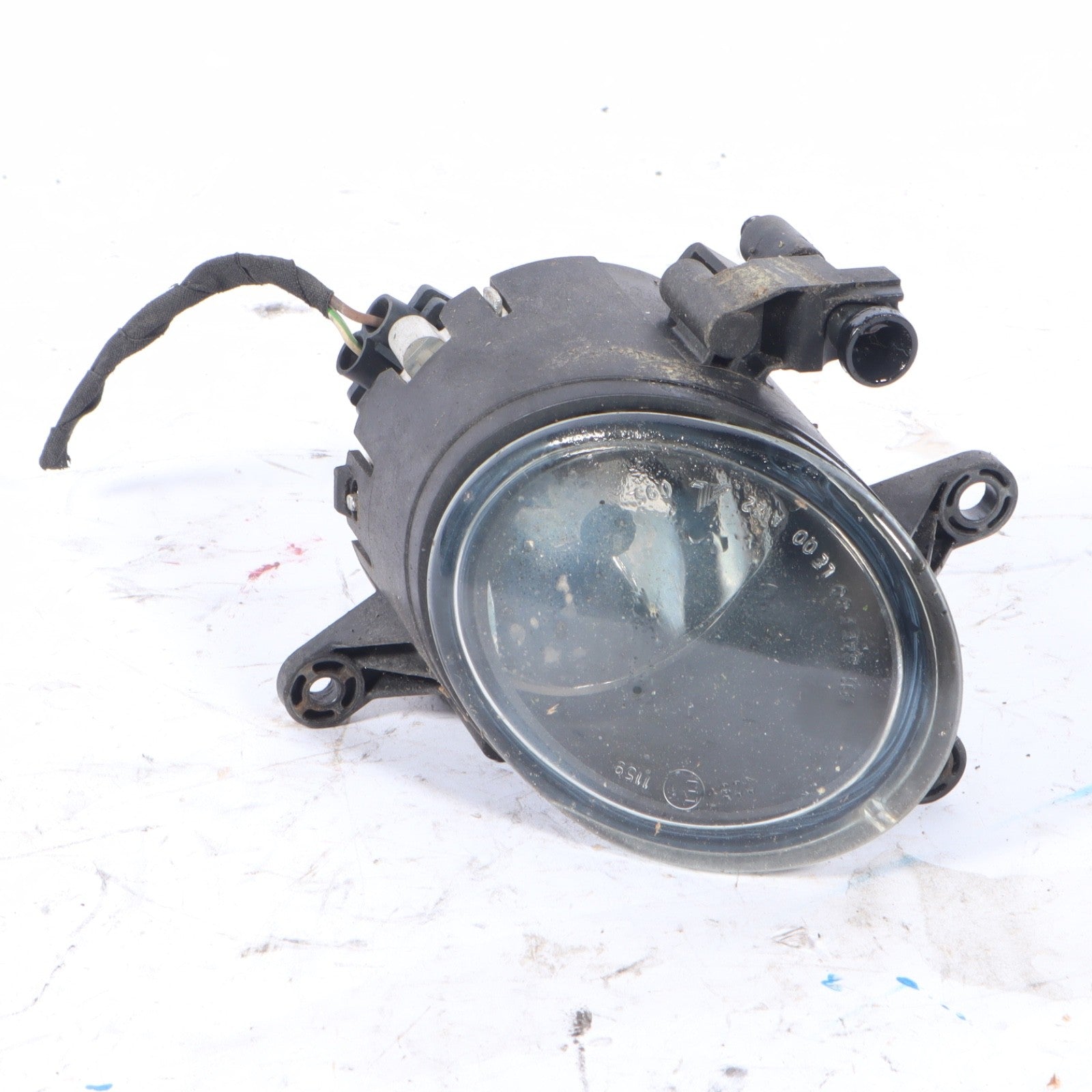 2004-2006 AUDI A4 S4 FOG LIGHT LEFT DRIVER  8H0941699A CONVERTIBLE OEM