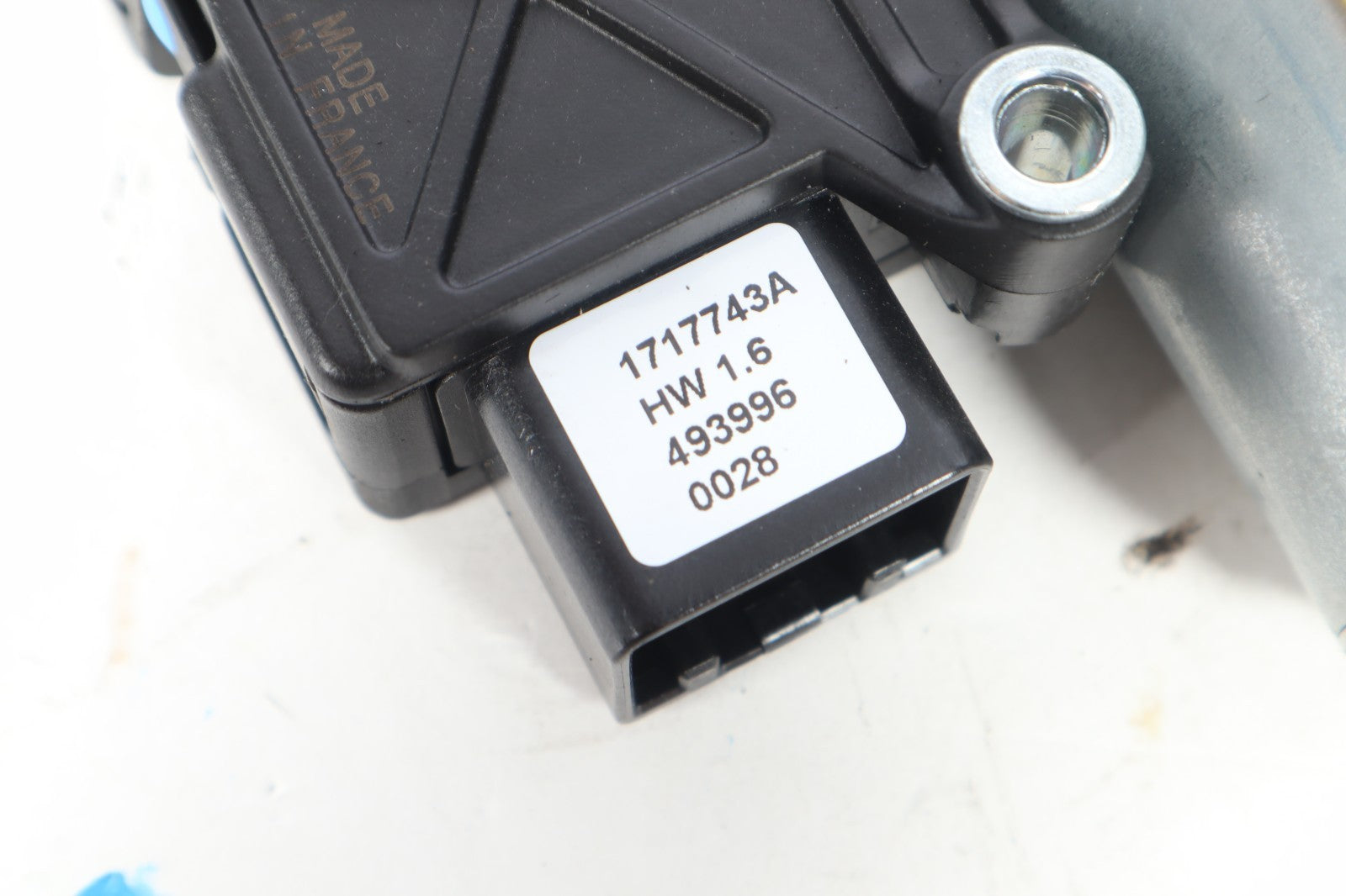2006-2012 VOLVO C70 CONVERTIBLE REAR BOOT TAILGATE MOTOR OEM 1717743A