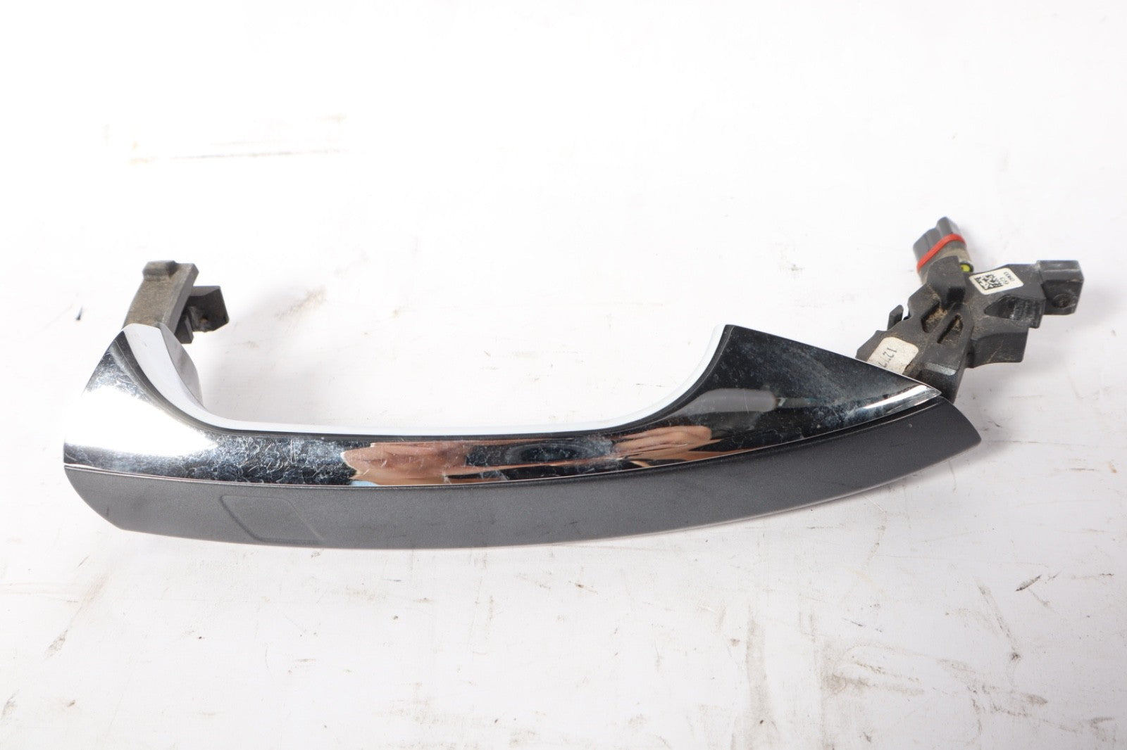 10-16 MERCEDES E350 E550 E63 W207 COUPE CONVERTIBLE RIGHT SIDE DOOR HANDLE OEM
