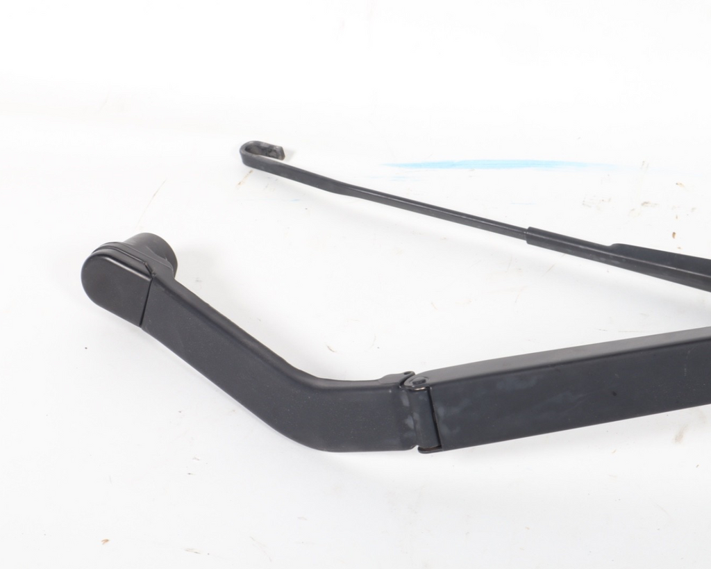 2007-2023 MITSUBISHI OUTLANDER SPORT FRONT LEFT RIGHT WINDSHIELD WIPER ARM SET