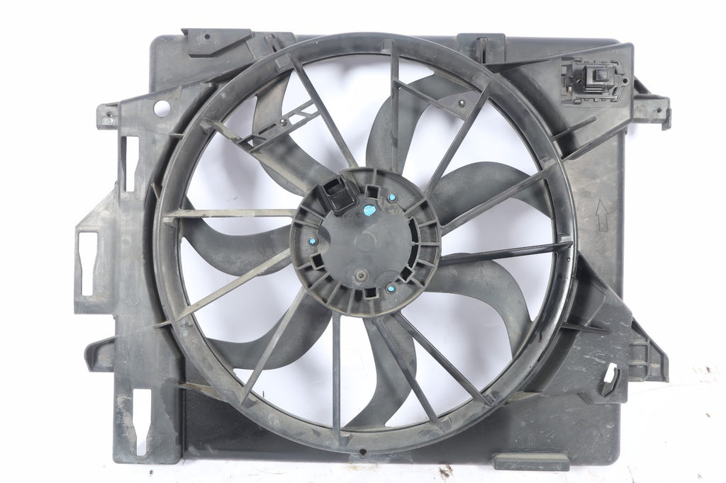 2015 - 2020 DODGE GRAND CARAVAN RADIATOR COOLING FAN SHROUD MOTOR 05005144A0 OEM