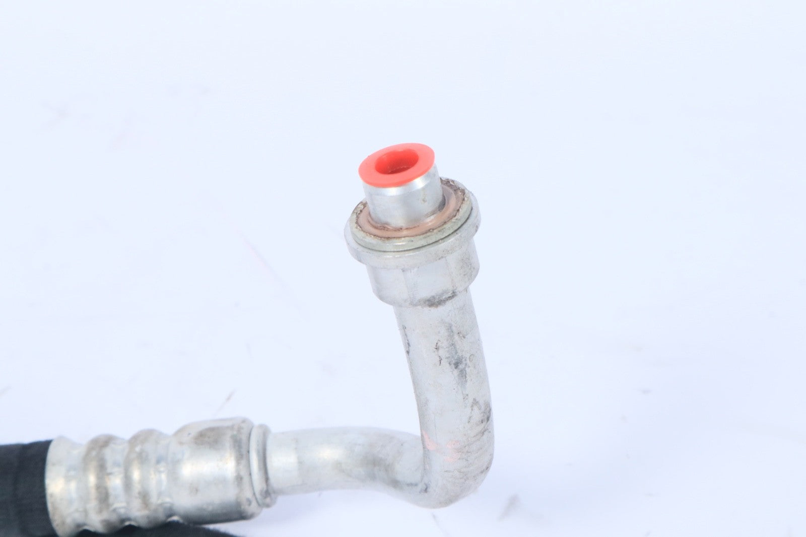 2018 - 2025 ALFA ROMEO STELVIO 2.0L  A/C DISCHARGE LINE HOSE OEM 00505353080