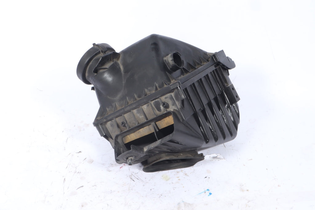 2001-2008 AUDI A4 AIR FILTER BOX TOP 06C133843  OEM